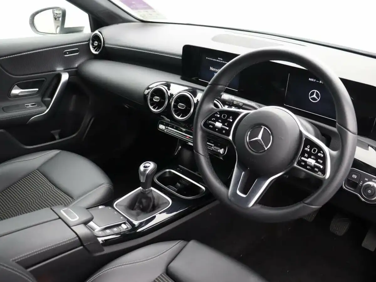 2022-mercedes-benz-a-class-13-a180-sport-hatchback-5d-big-10