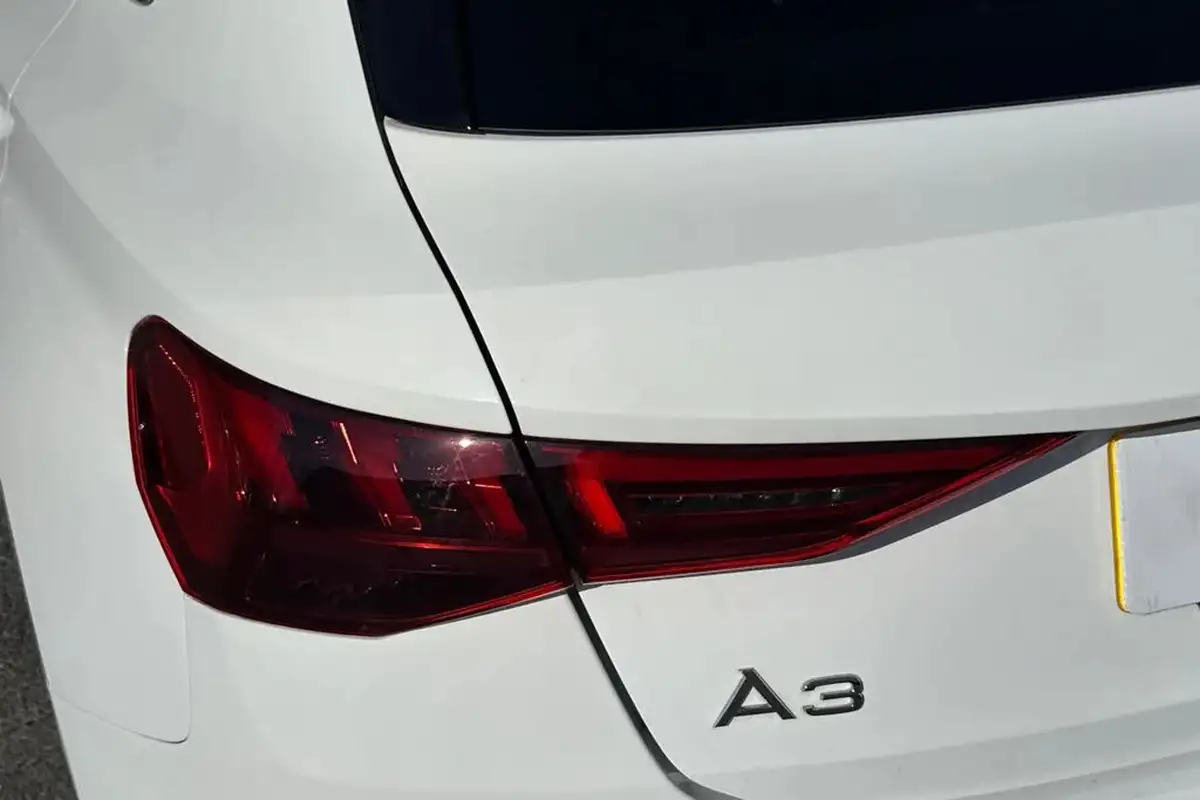 2022-audi-a3-15-35-tfsi-s-line-sportback-5d-big-6