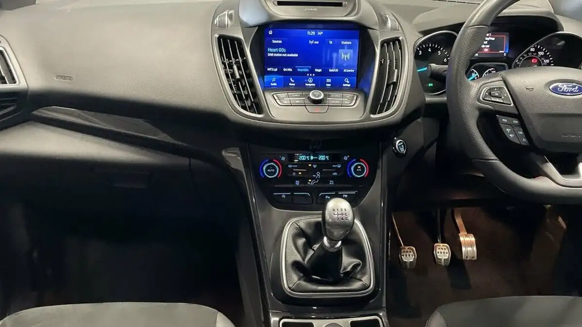 2019-ford-kuga-15t-st-line-150ps-1498cc-big-15