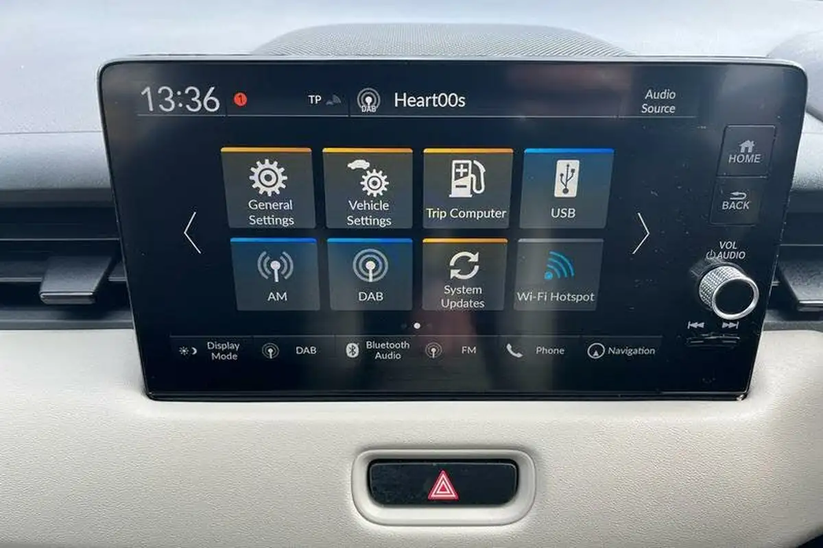 2022-honda-hr-v-15-i-mmd-advance-style-big-25