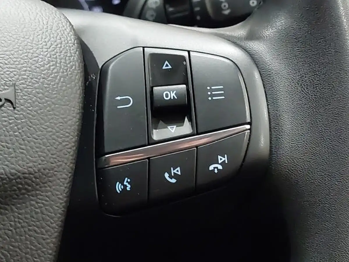2022-ford-kuga-15t-zetec-big-17