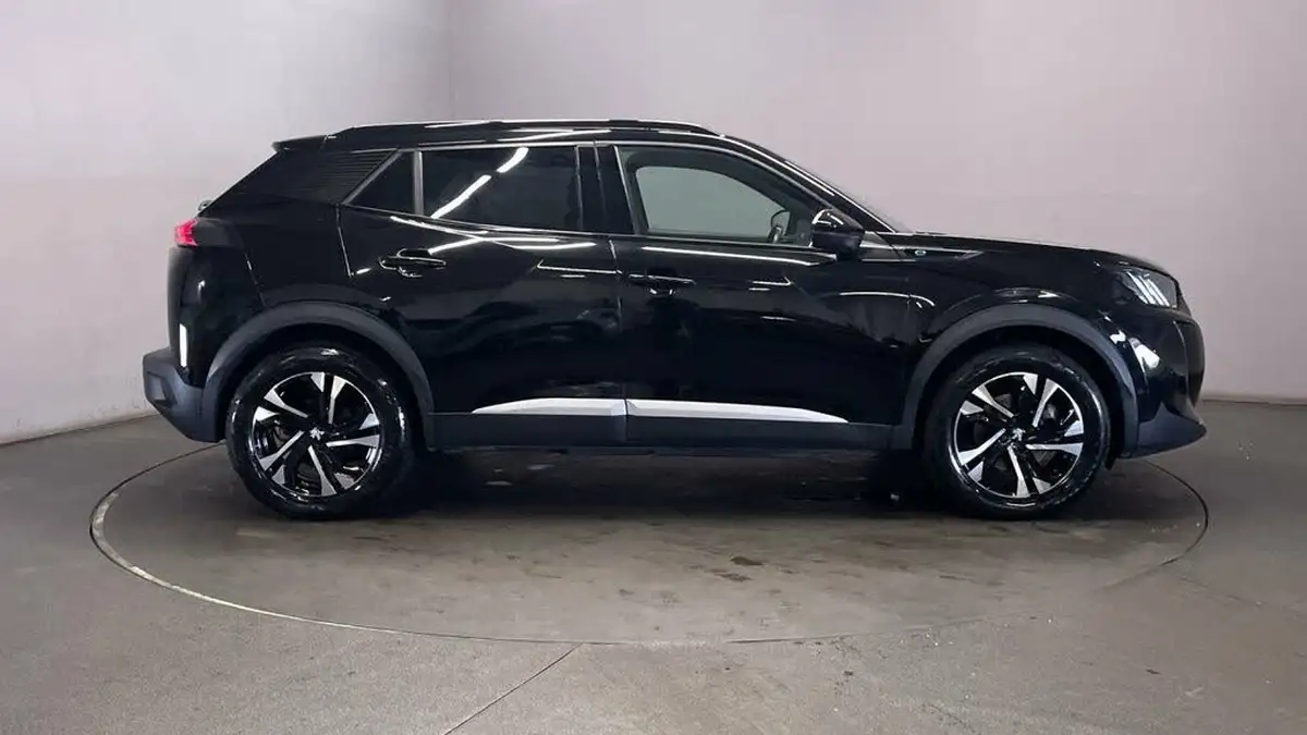 2022-peugeot-2008-suv-e-gt-big-8