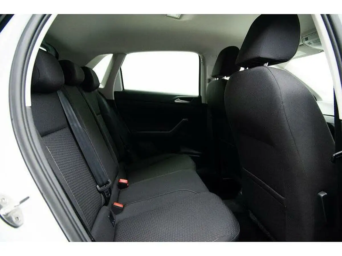 2021-volkswagen-polo-10-match-big-31