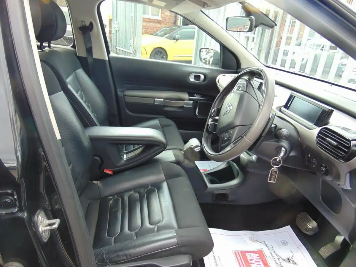 2017-citroen-c4-cactus-12-puretech-flair-edition-82ps-ss-etg-big-8