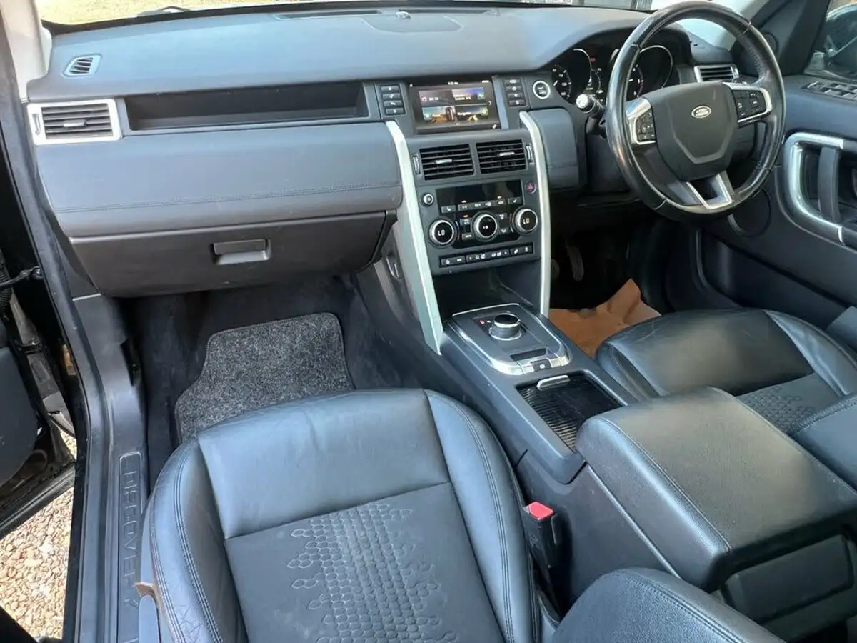 2018-land-rover-discovery-sport-20td4-se-tech-182ps-auto-big-2