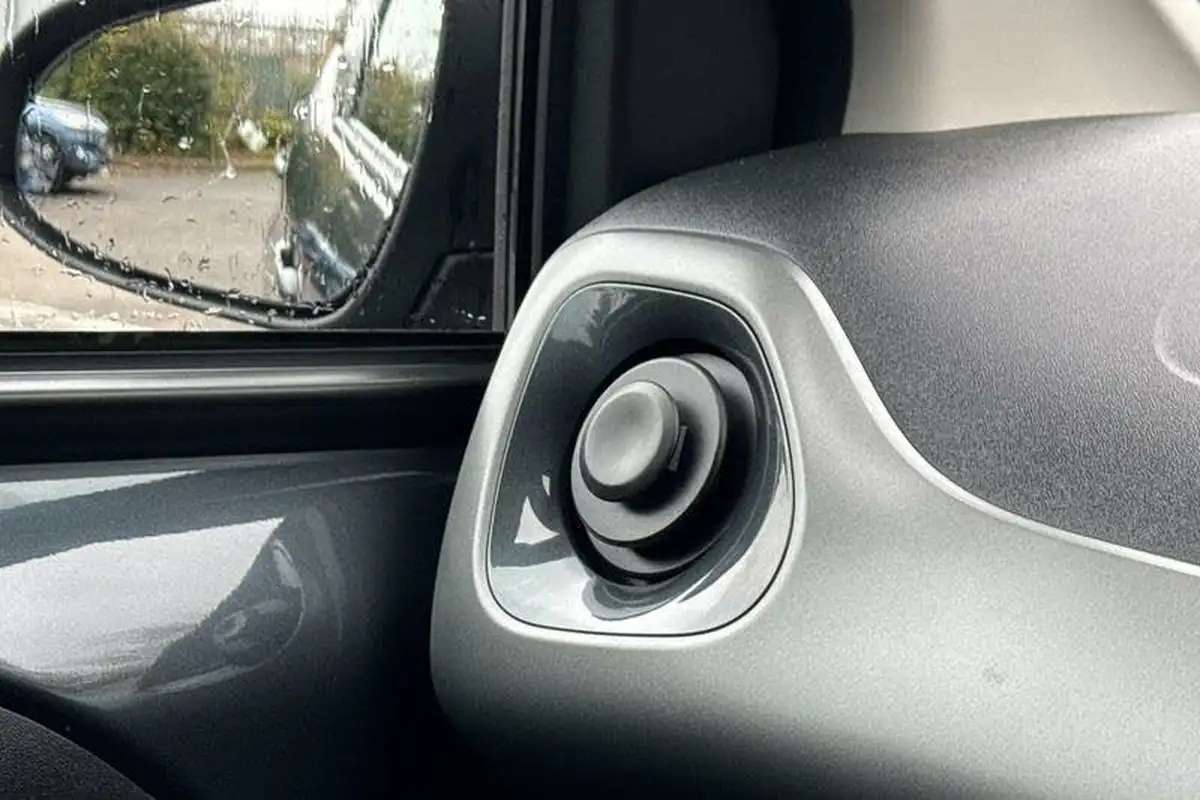 2021-toyota-aygo-10-vvt-i-x-trend-tss-big-30