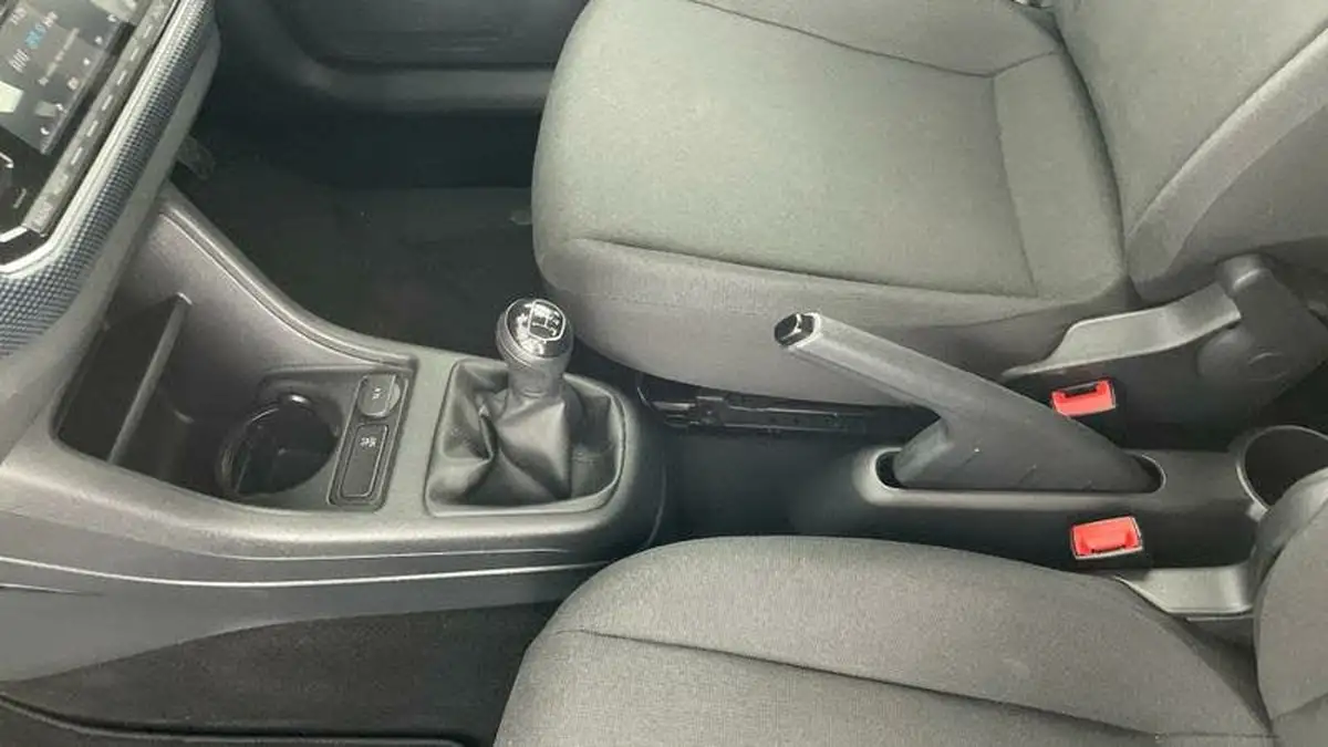 2021-volkswagen-up-10-up-black-edition-60ps-ss-big-26