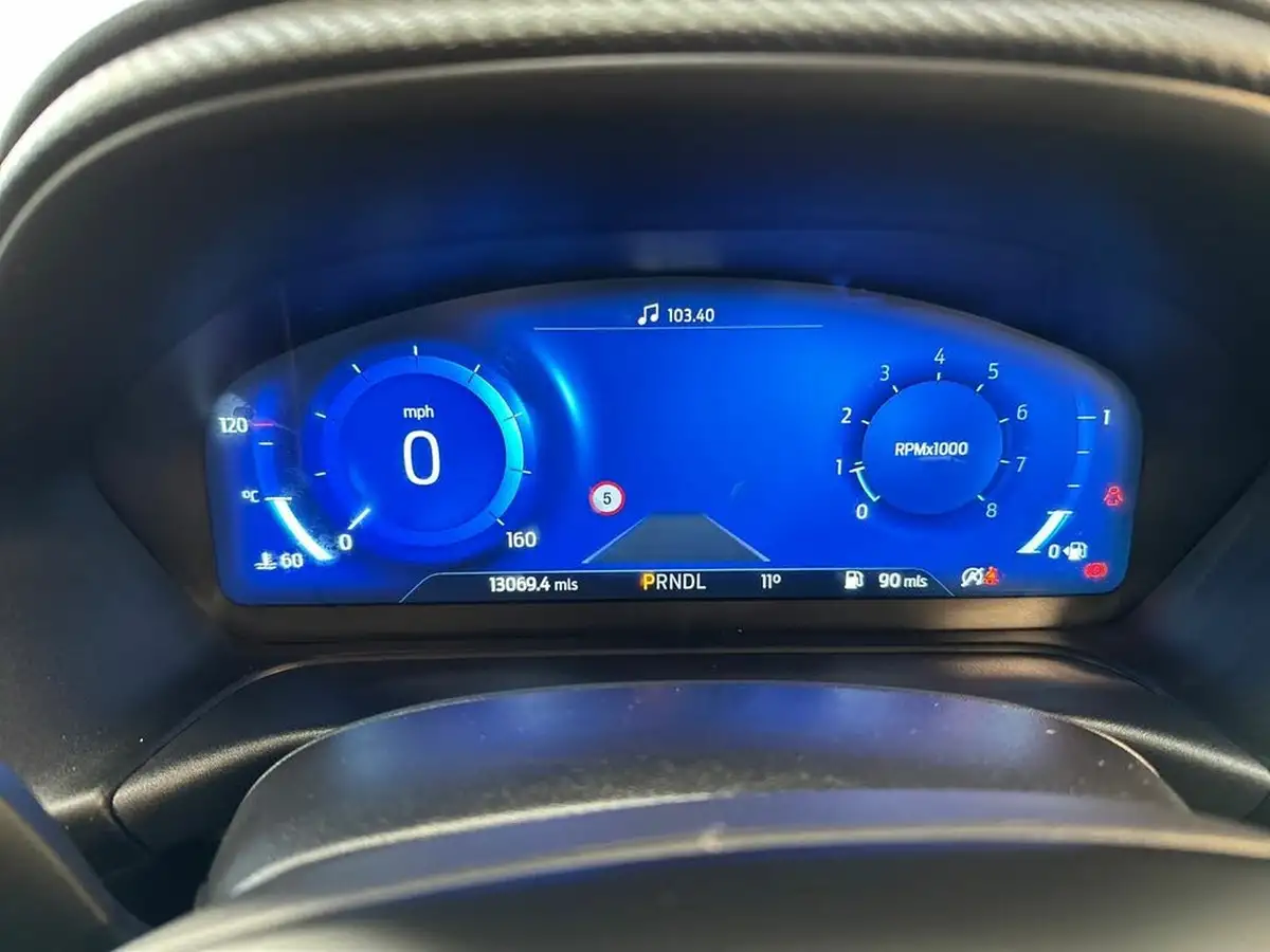 2022-ford-fiesta-10t-titanium-vignale-125ps-hybrid-mhev-powershift-big-17