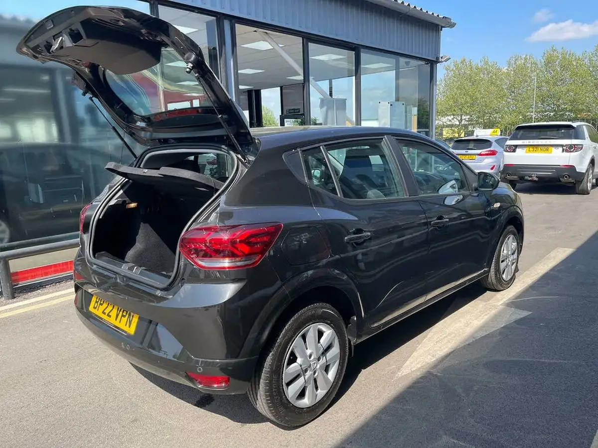 2022-dacia-sandero-10-tce-comfort-90bhp-big-12