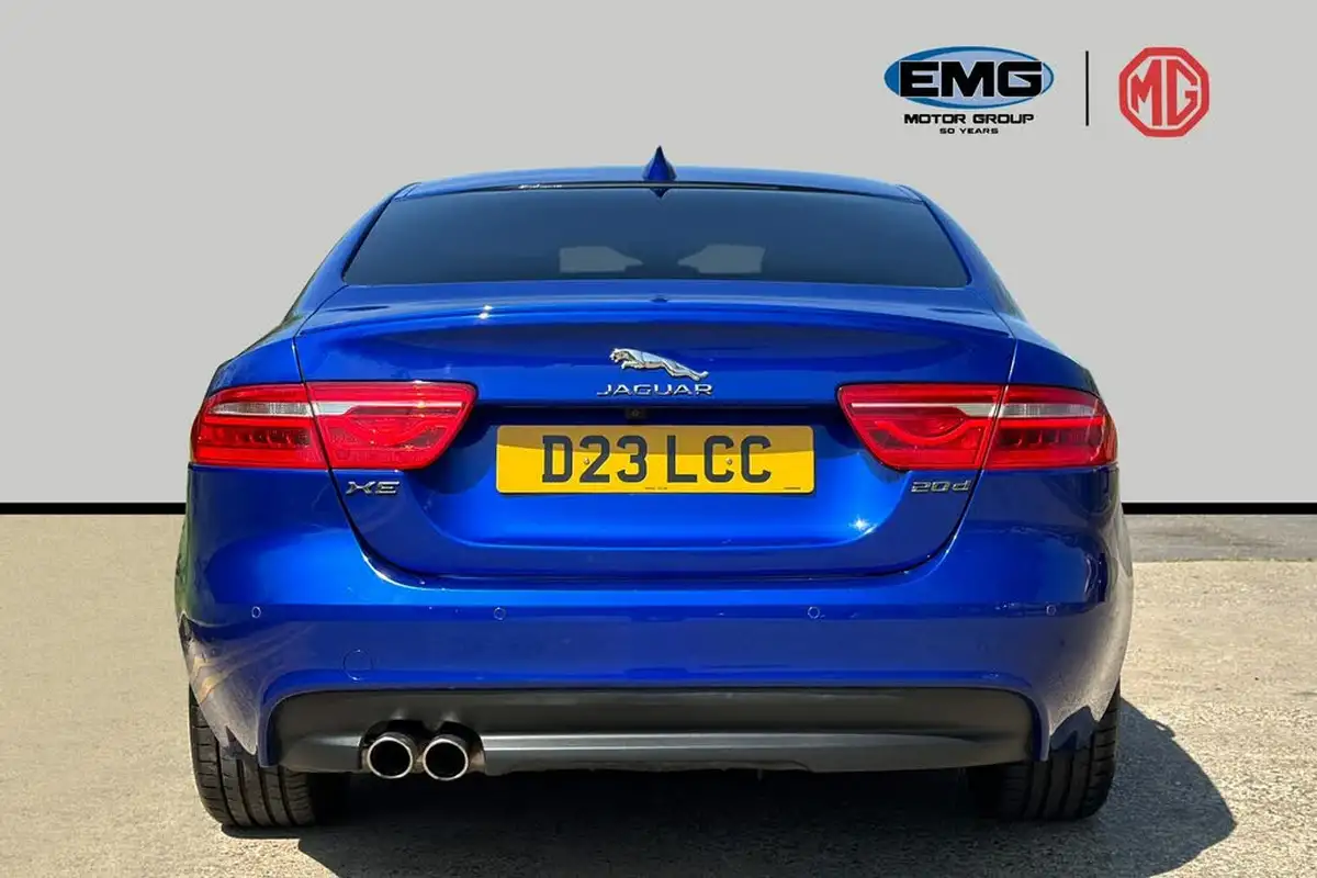 2017-jaguar-xe-20d-r-sport-180ps-1999cc-auto-big-4