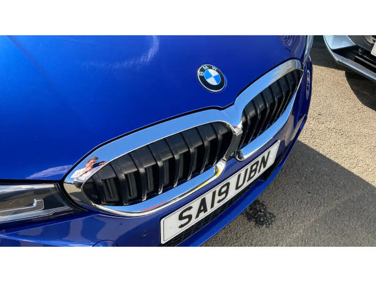 2019-bmw-3-series-20-330i-m-sport-255bhp-saloon-4d-big-21
