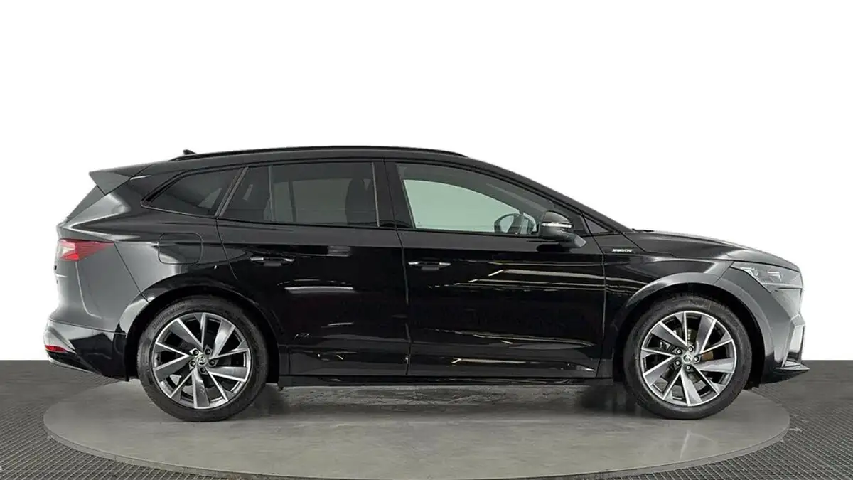 2023-skoda-enyaq-e-80-sportline-big-2