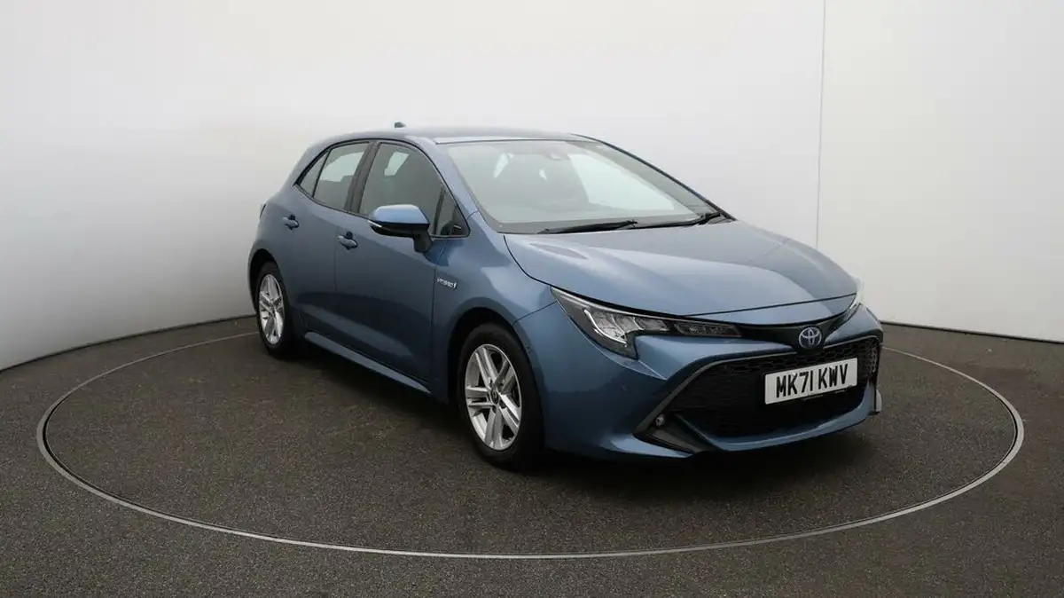 2021-toyota-corolla-18-vvt-i-icon-tech-trk-hatchback-5d-big-34