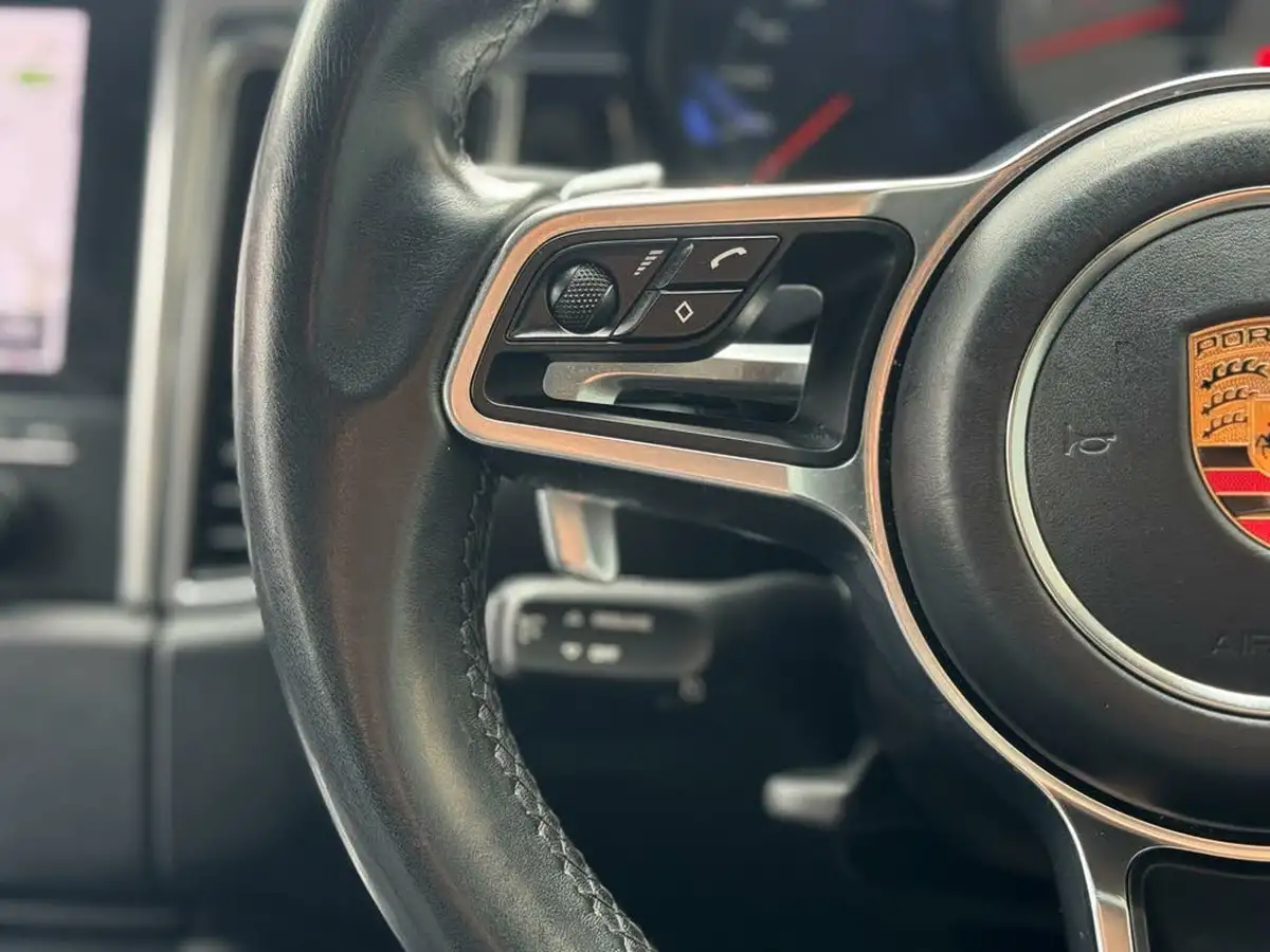 2016-porsche-macan-30td-s-big-33