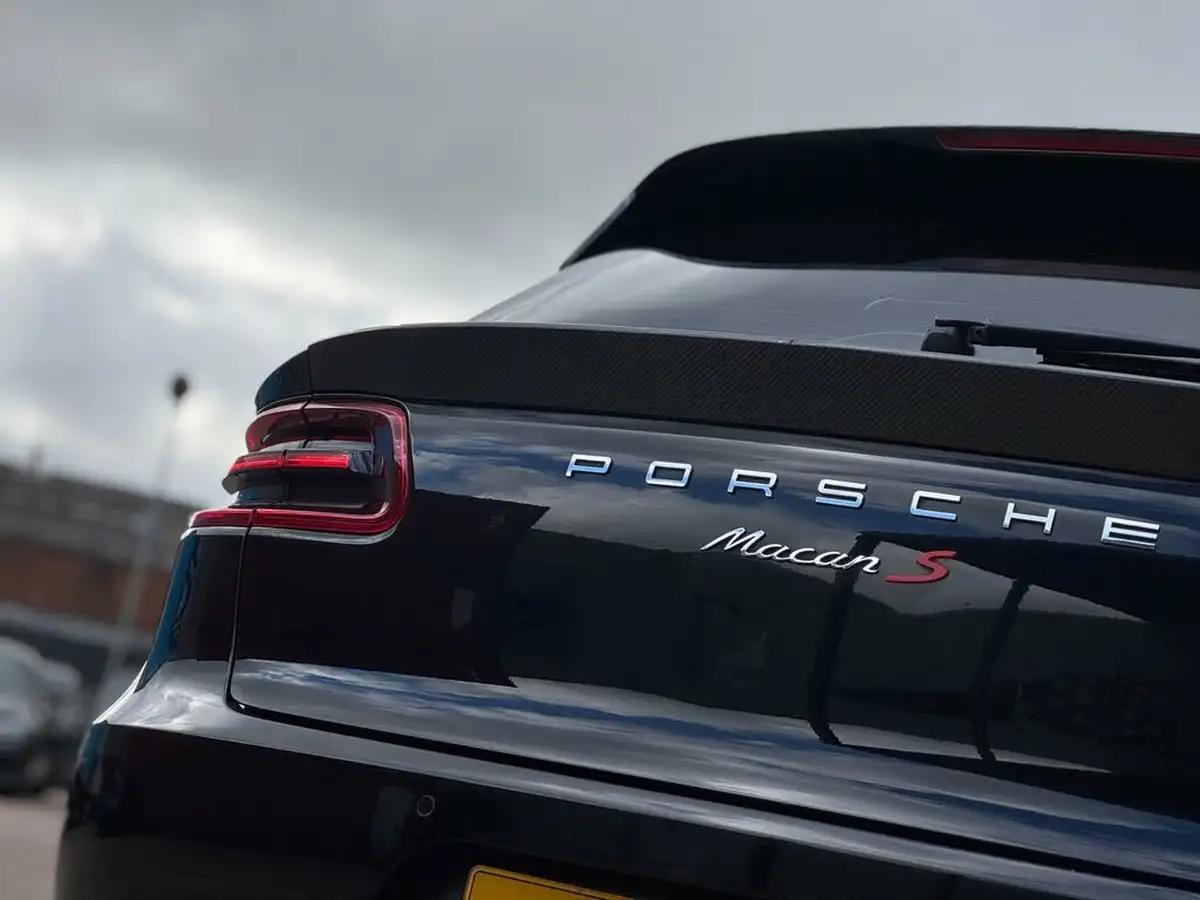 2016-porsche-macan-30td-s-big-9