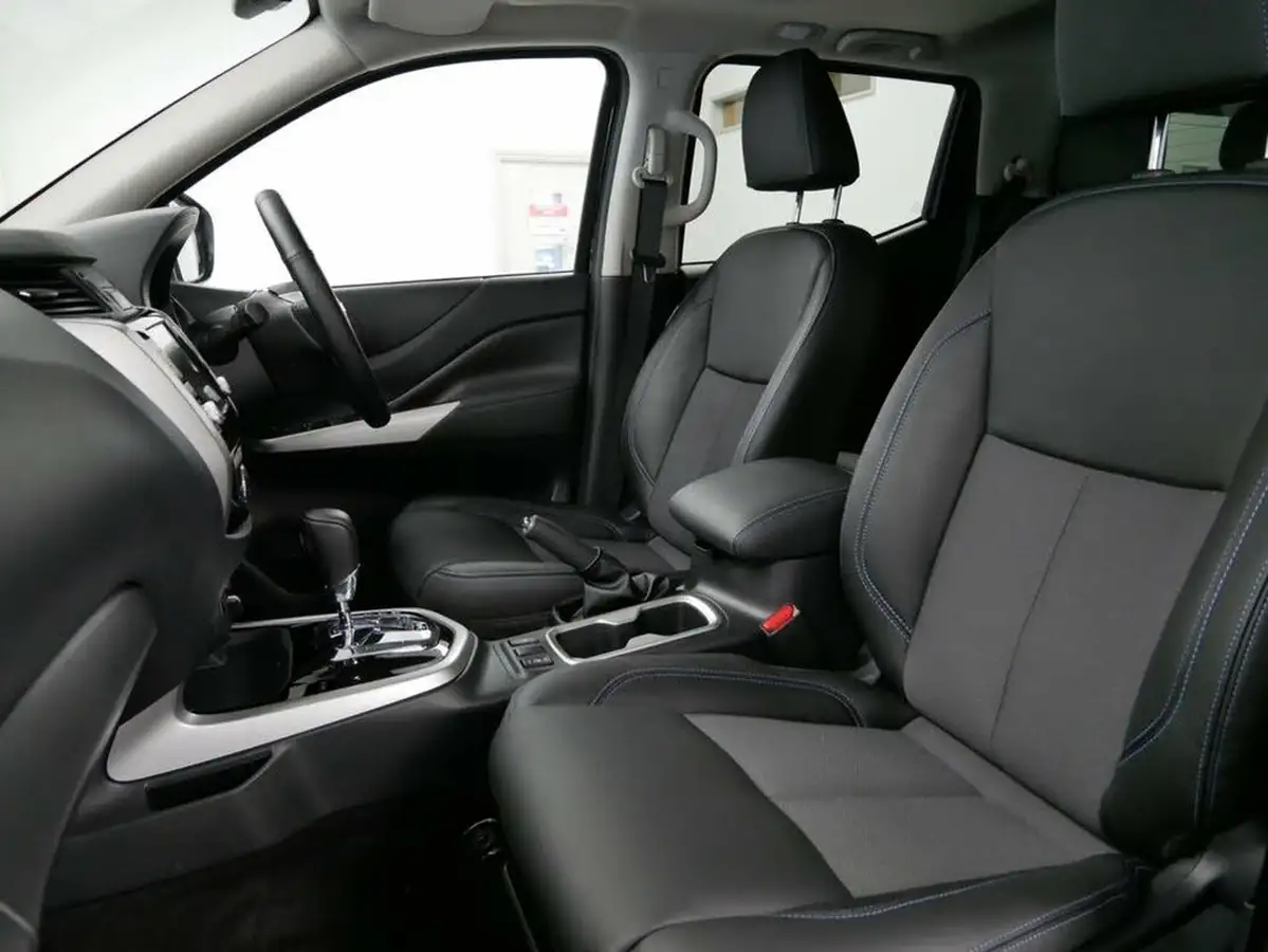 2021-nissan-navara-23dci-tt-n-guard-8-navileathersunroof-auto-big-4