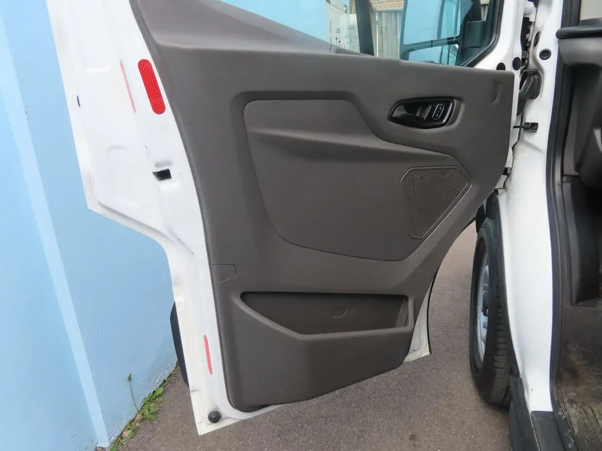2022-ford-transit-20tdci-350-l3h2-leader-130pseu6dt-panel-van-big-21