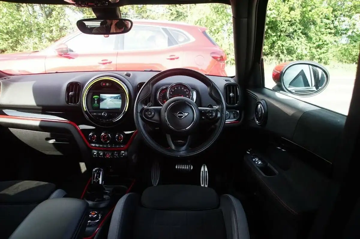2019-mini-countryman-20-john-cooper-works-big-9