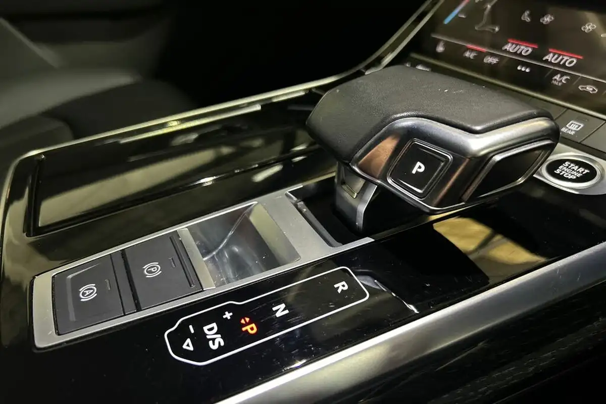 2021-audi-q7-30-50-tdi-black-edition-big-18