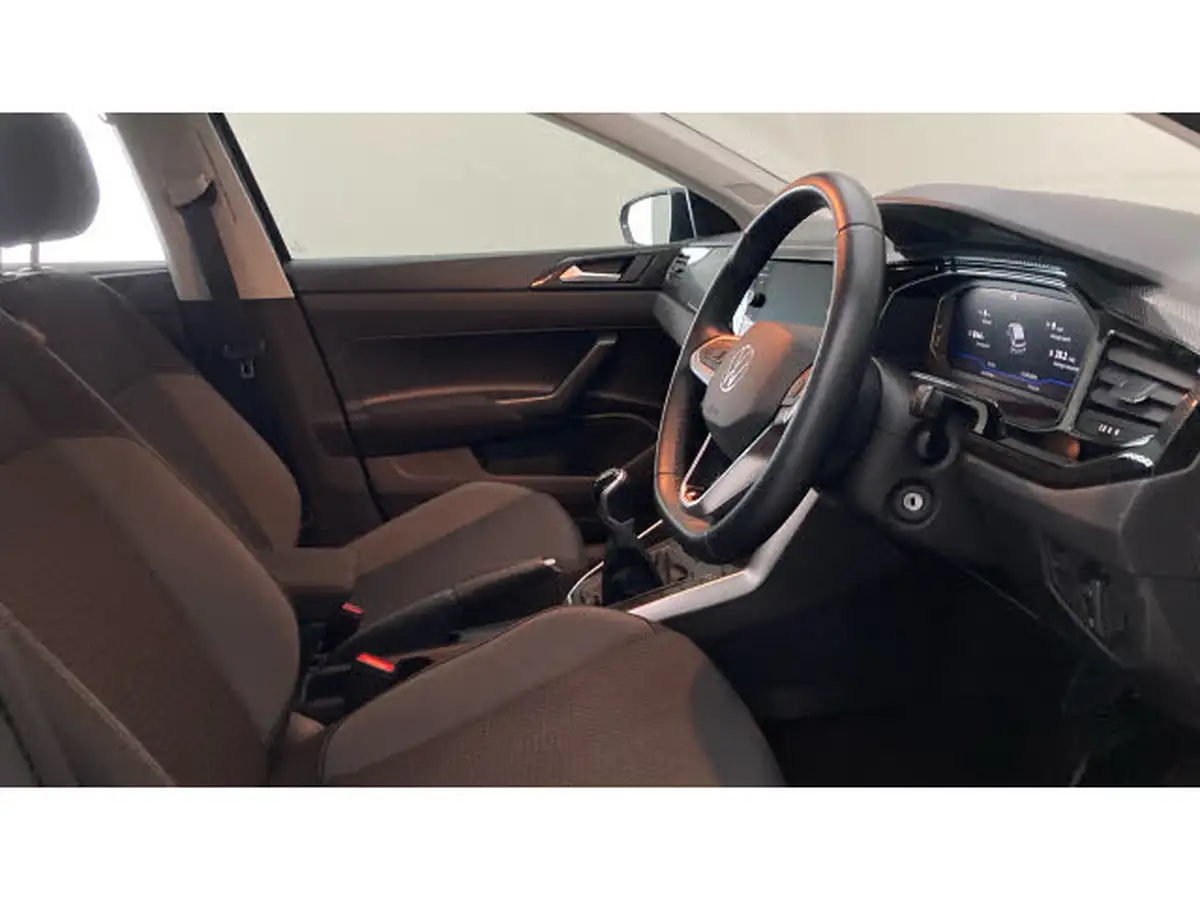 2022-volkswagen-polo-10-tsi-life-big-14