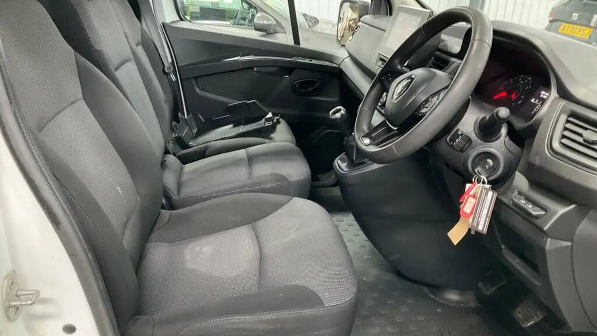2022-renault-trafic-20dci-sl28-130-business-big-6