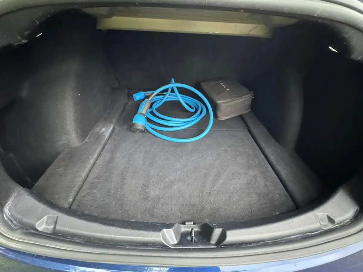 2019-tesla-model-3-e-long-range-4x4-big-5