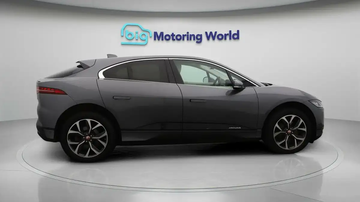 2019-jaguar-i-pace-ev400-hse-big-8