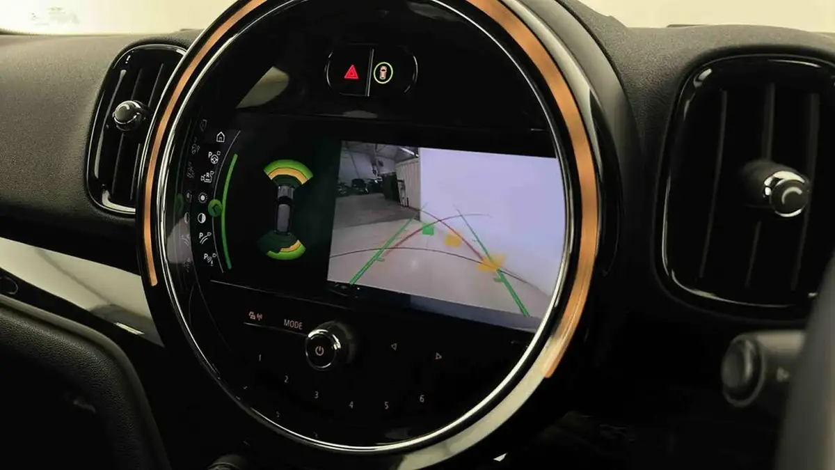 2021-mini-countryman-20-cooper-s-boardwalk-edition-big-23