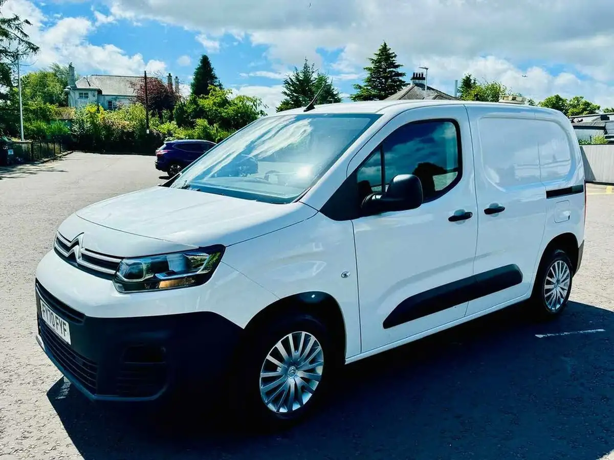2020-citroen-berlingo-15bluehdi-650-enterprise-ss-big-2