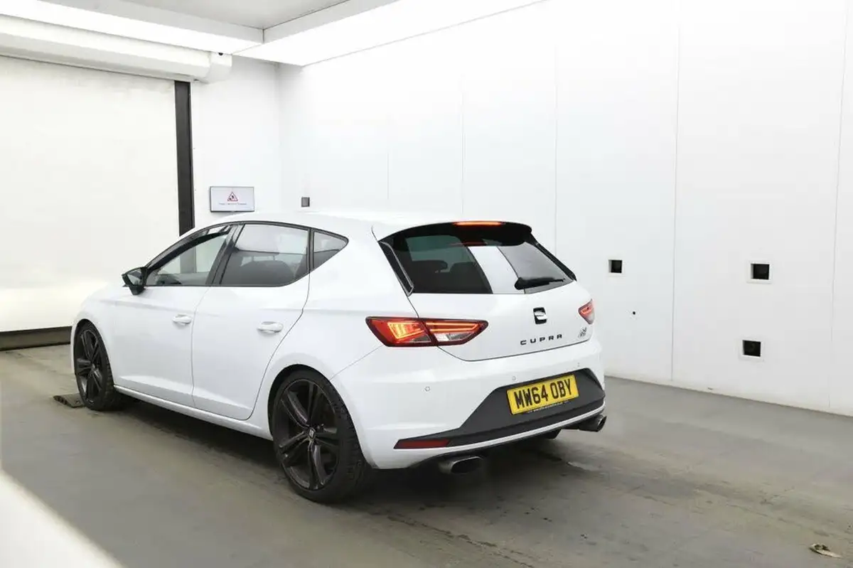 2014-seat-leon-20-cupra-280-ss-hatchback-5d-dsg-big-2