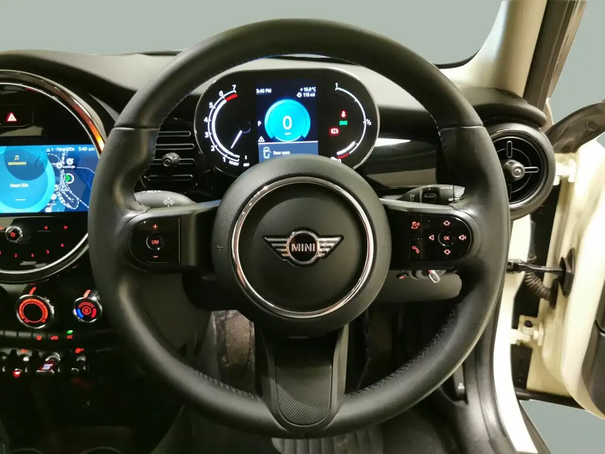 2021-mini-cooper-15-one-classic-5d-auto-big-14