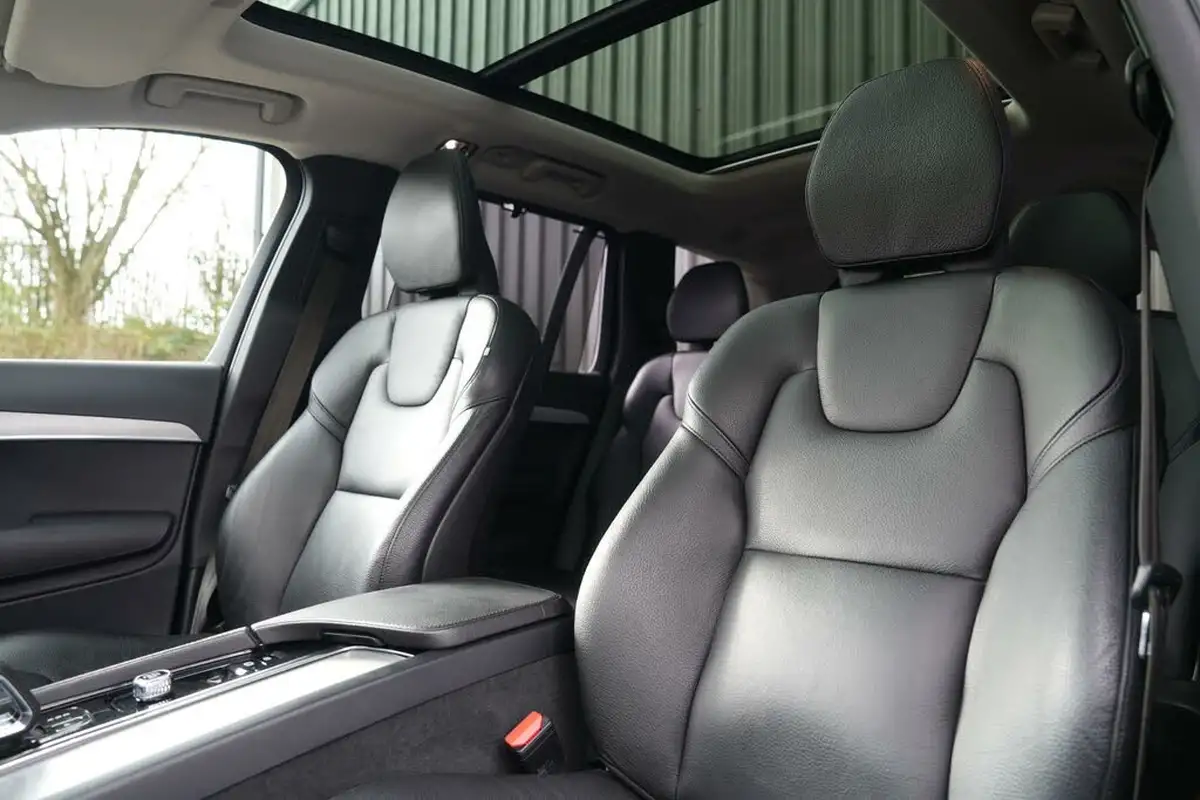 2022-volvo-xc90-20td-b5-momentum-big-17