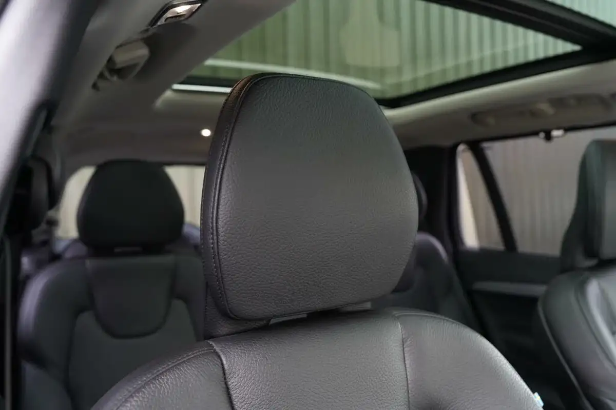 2022-volvo-xc90-20td-b5-momentum-big-45