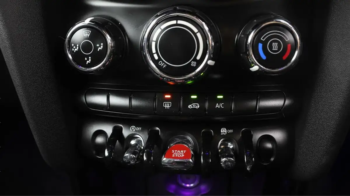 2019-mini-cooper-20-cooper-s-sport-189bhp-hatchback-3d-auto-big-16