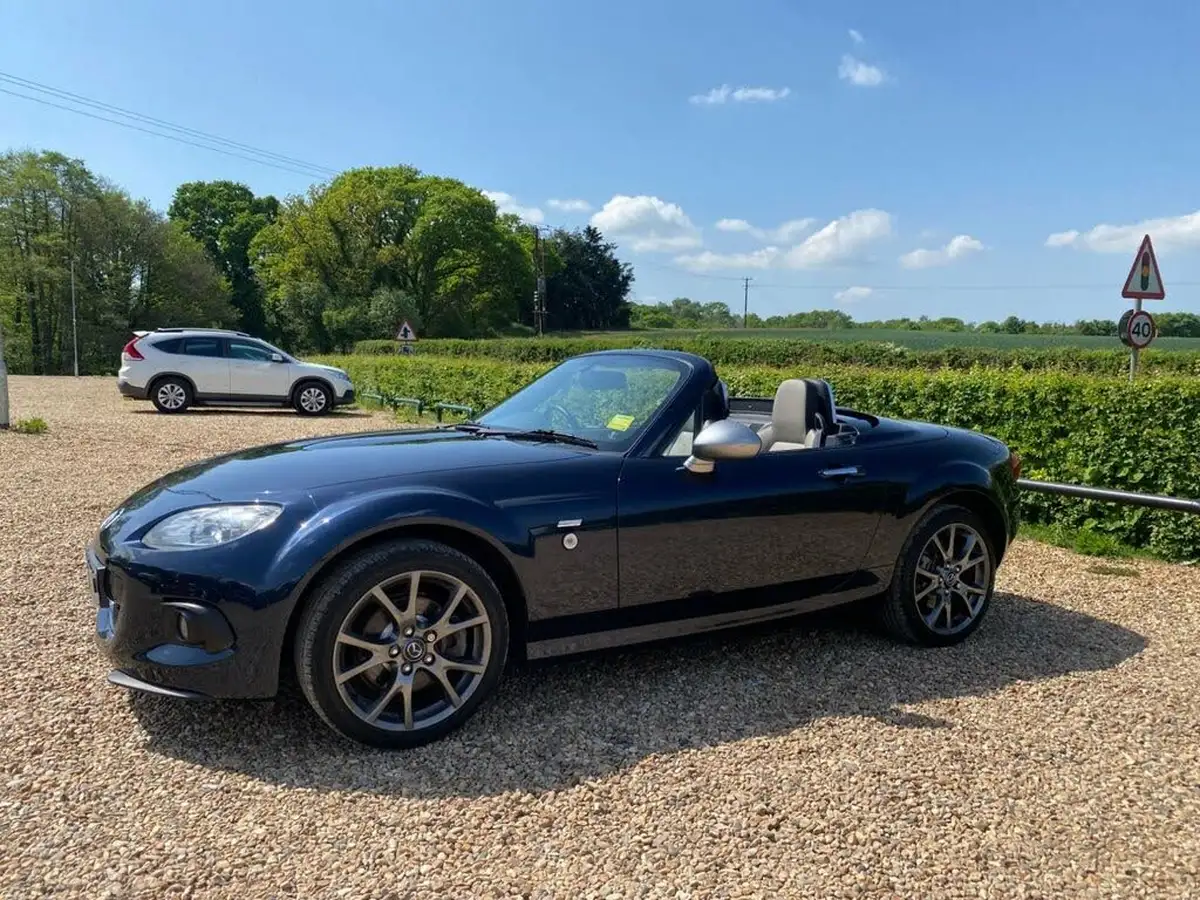 2014-mazda-mx-5-18-roadster-sport-venture-big-13