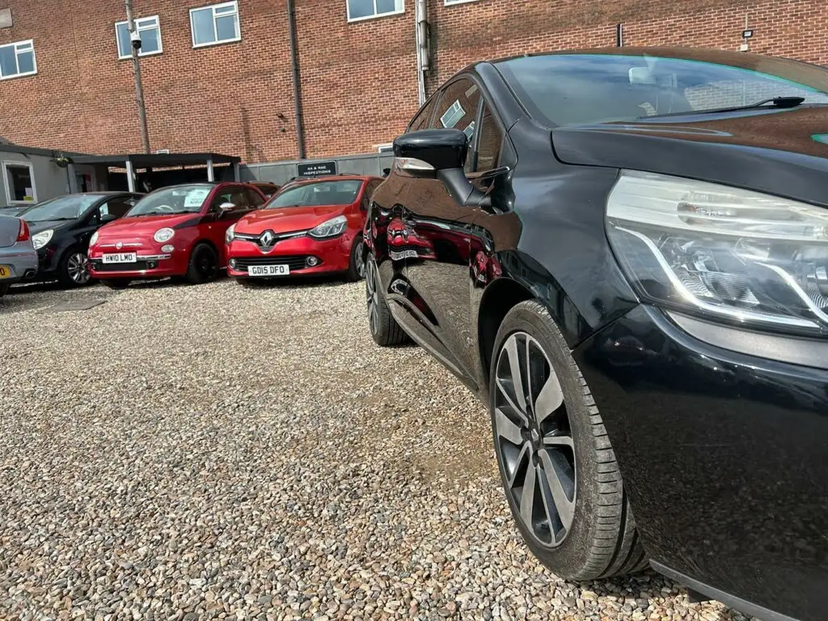 2015-renault-clio-15dci-dynamique-s-medianav-edc-auto-big-76