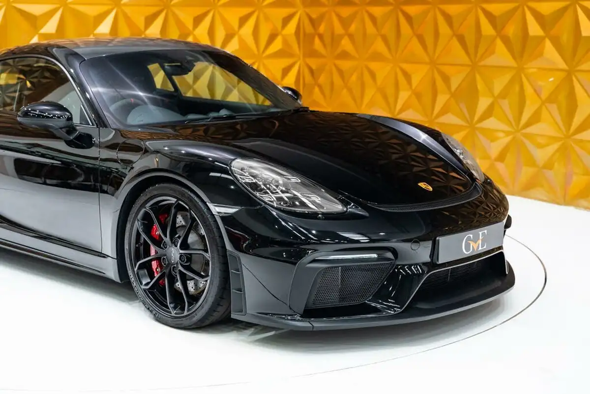 2022-porsche-cayman-718-40-cayman-gt4-big-22