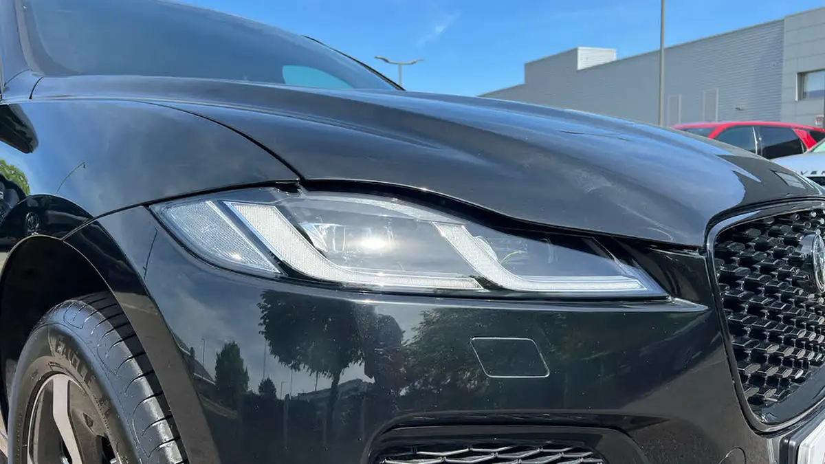 2023-jaguar-f-pace-20-p250-r-dynamic-se-black-big-16