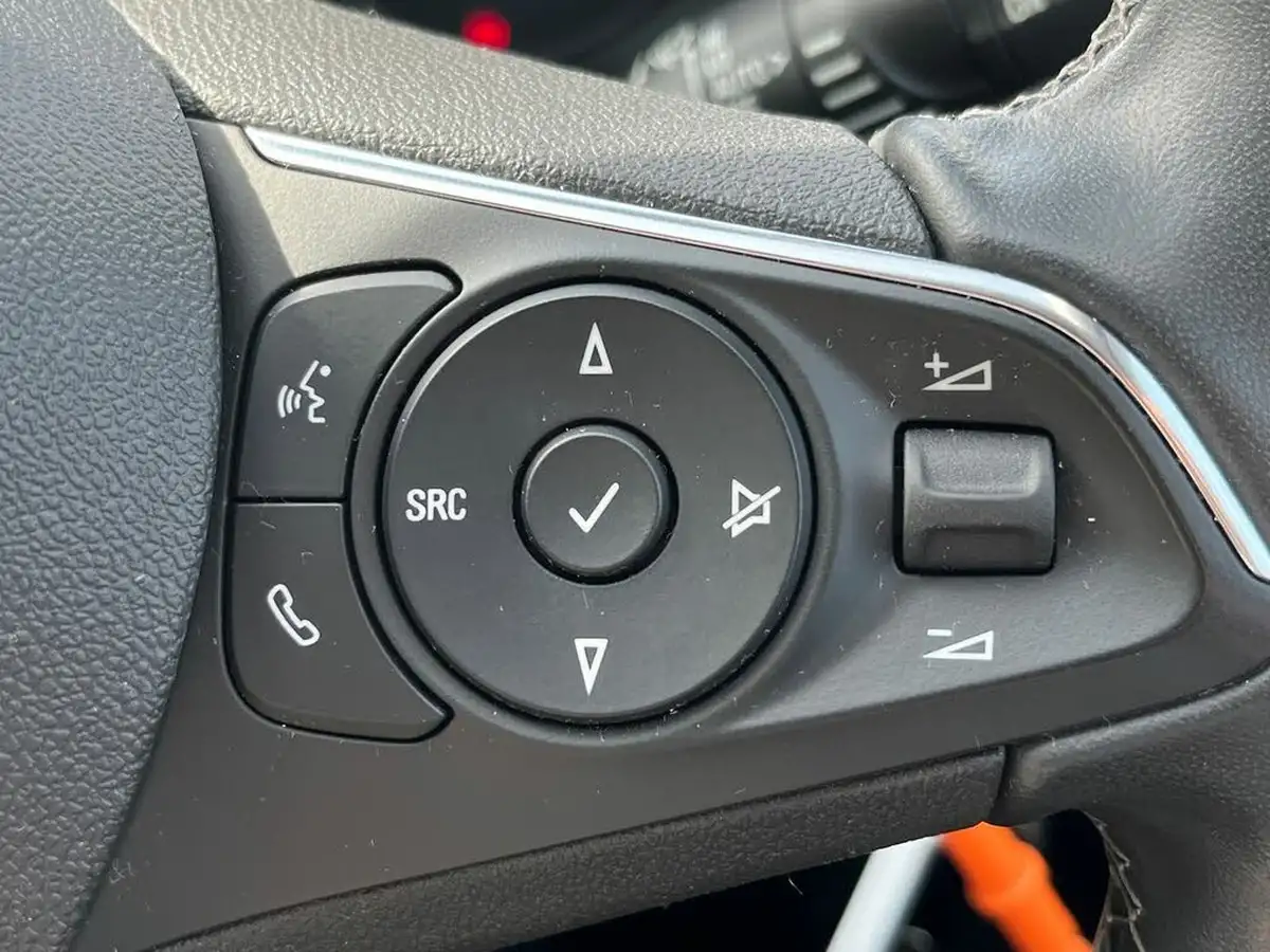 2018-vauxhall-grandland-x-12-se-132ps-auto-big-19