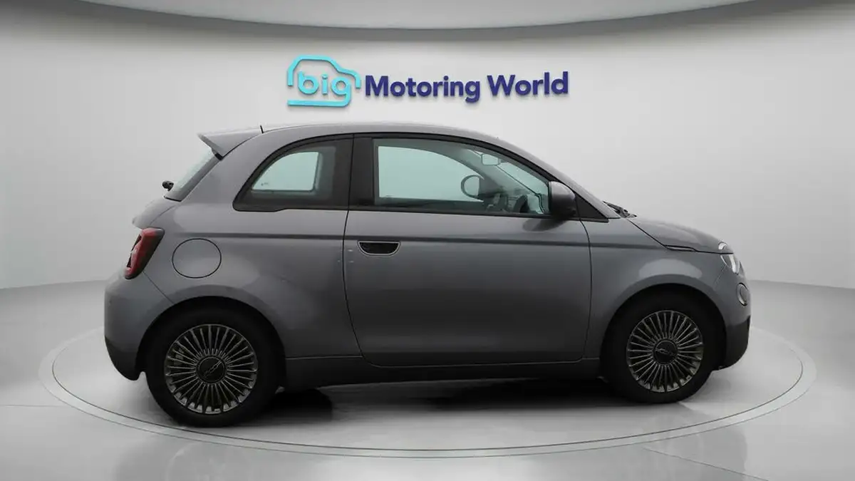 2022-fiat-500-e-icon-117bhp-big-8