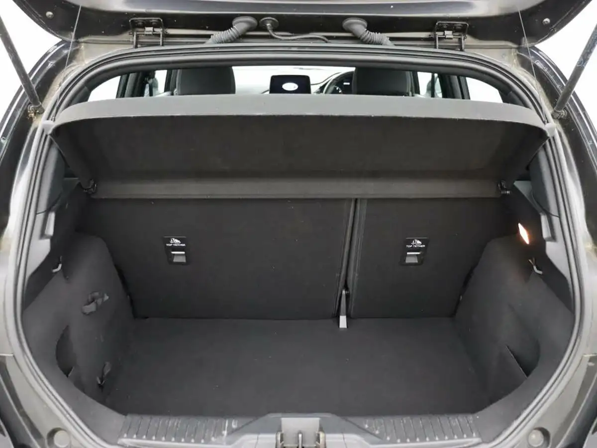 2018-ford-fiesta-10t-st-line-140ps-5d-big-9