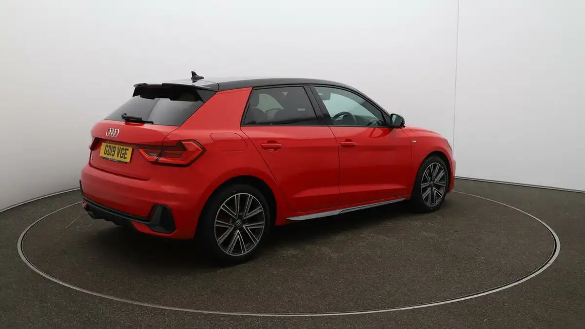 2019-audi-a1-20-40-tfsi-s-line-competition-big-45