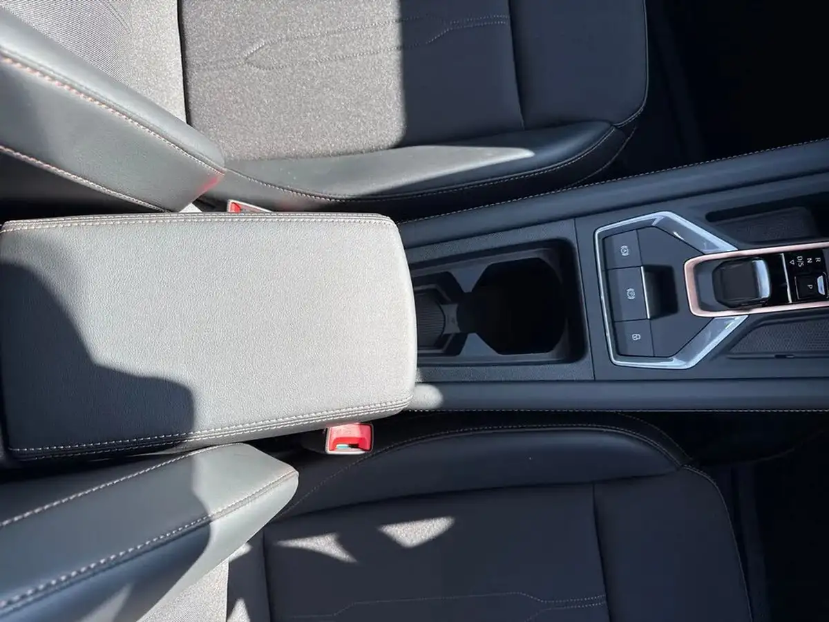 2024-cupra-formentor-15-etsi-v1-big-40