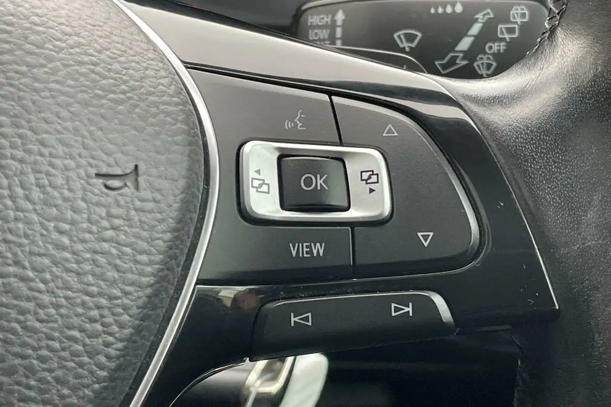 2019-volkswagen-tiguan-15-tsi-sel-big-36