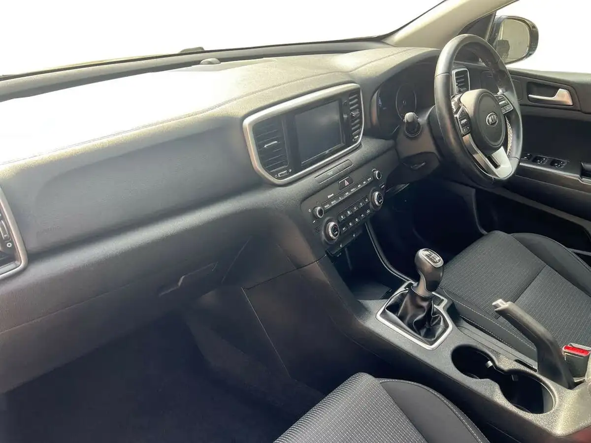 2019-kia-sportage-16-gdi-2-big-6