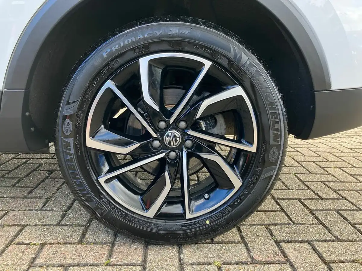 2023-mg-zs-suv-10t-gdi-exclusive-auto-big-6