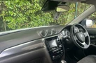 2022-suzuki-vitara-15-sz5-small-3