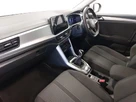 2022-volkswagen-t-roc-15-tsi-life-small-4