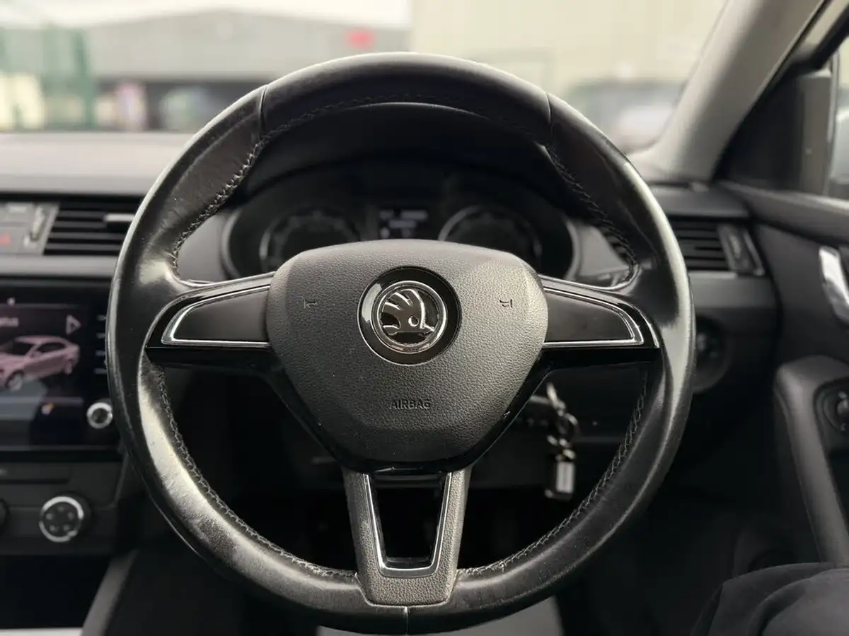 2020-skoda-octavia-10-tsi-s-hatchback-big-30