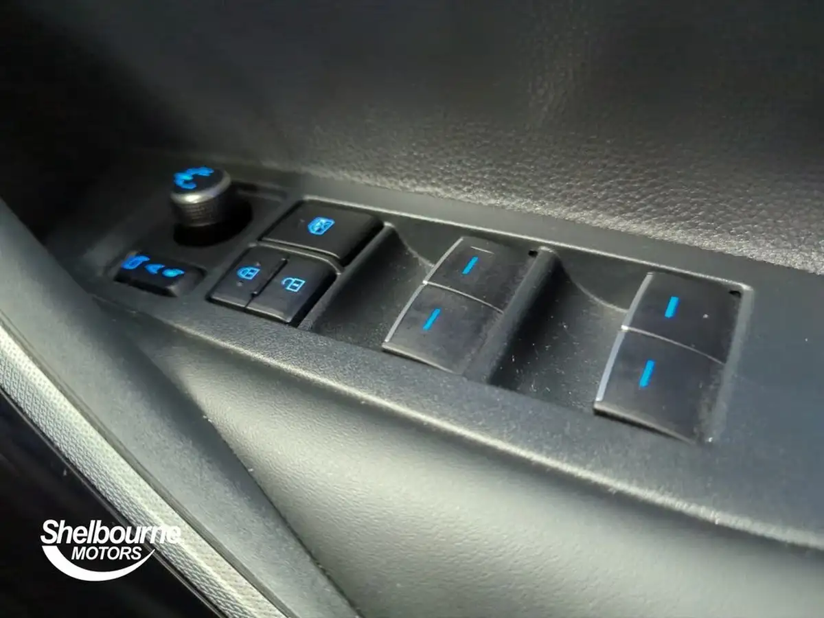 2022-toyota-corolla-18-vvt-i-design-120bhp-trk-hatchback-5d-big-15
